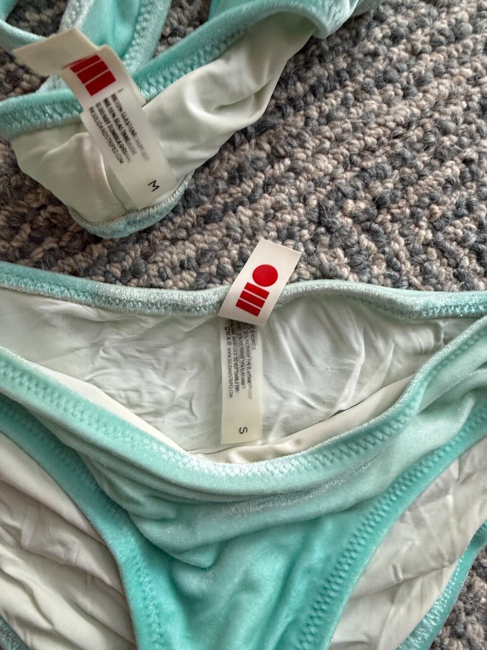 SOLID & STRIPED velvet Cora bikini set - Picture 3 of 4